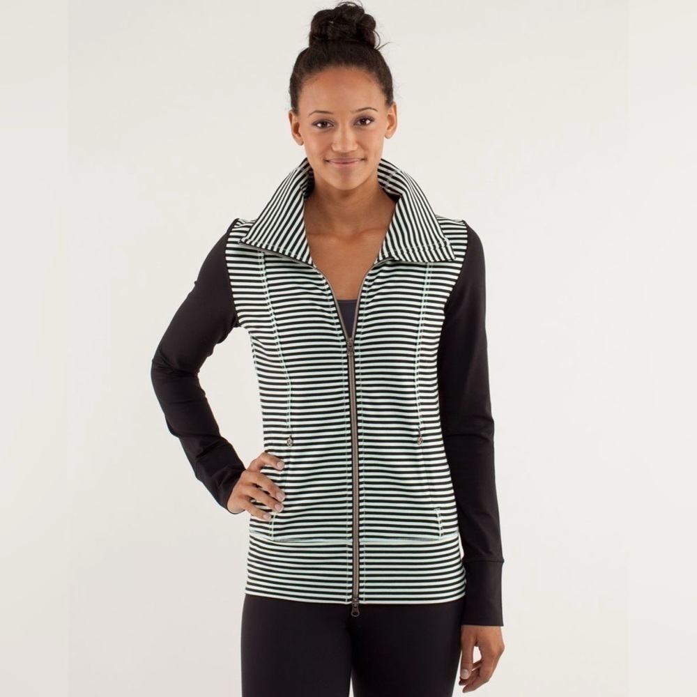 EUC Lululemon | Daily Yoga Jacket Size 6